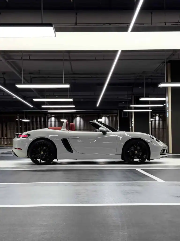 richcars-car-rental-porsche-718-boxster-2022-5