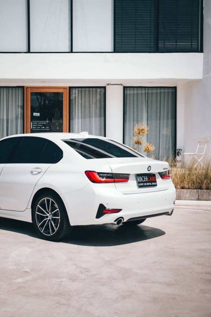 เช่ารถหรู-เข่ารถสปอร์ต-เช่าซุปเปอร์คาร์-เช่ารถBMW3Series-G20-03