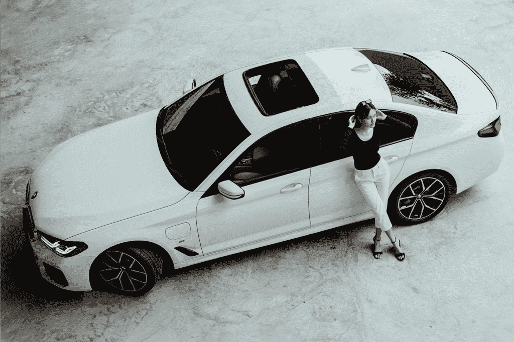 เช่ารถหรู-เข่ารถสปอร์ต-เช่าซุปเปอร์คาร์-เช่ารถBMW 5 SERIES (5)