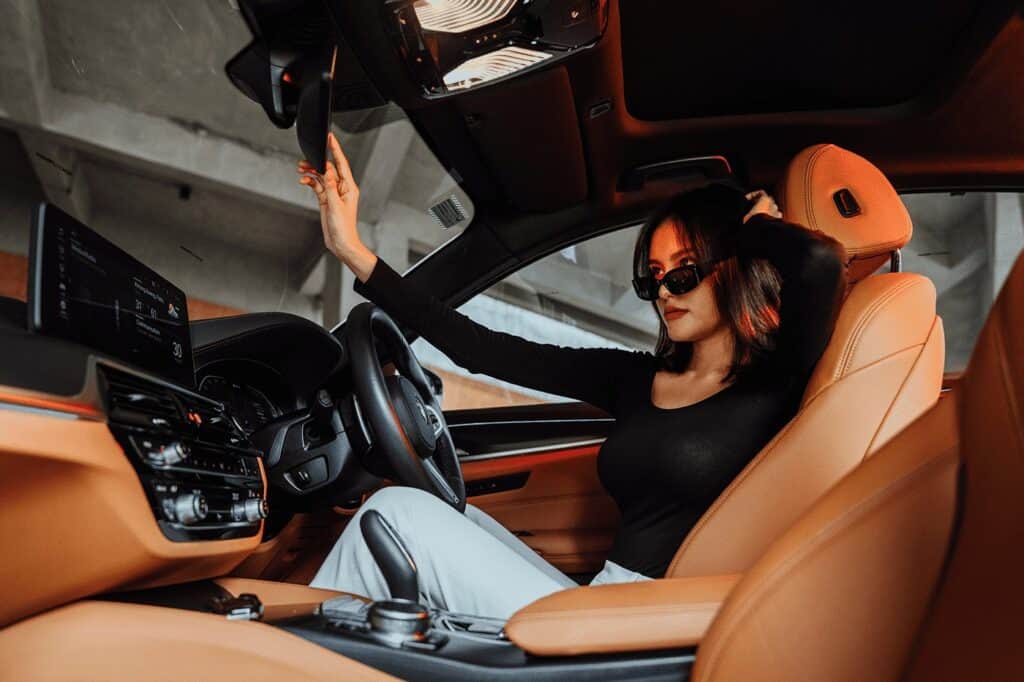 เช่ารถหรู-เข่ารถสปอร์ต-เช่าซุปเปอร์คาร์-เช่ารถBMW 5 SERIES (7)