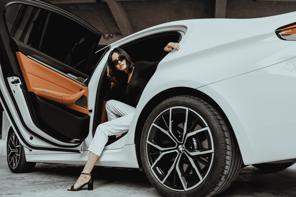 เช่ารถหรู-เข่ารถสปอร์ต-เช่าซุปเปอร์คาร์-เช่ารถBMW 5 SERIES (8)