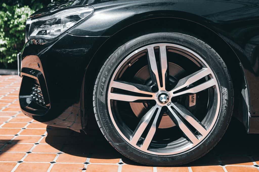 เช่ารถหรู-เข่ารถสปอร์ต-เช่าซุปเปอร์คาร์-เช่ารถBMW-7-series (2)