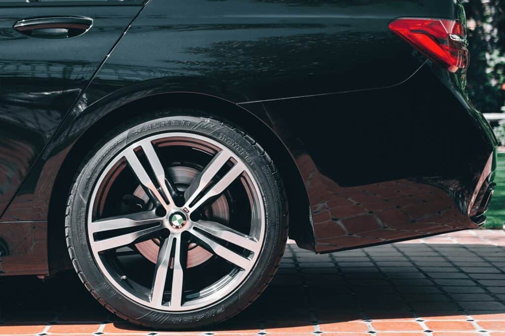 เช่ารถหรู-เข่ารถสปอร์ต-เช่าซุปเปอร์คาร์-เช่ารถBMW-7-series (3)