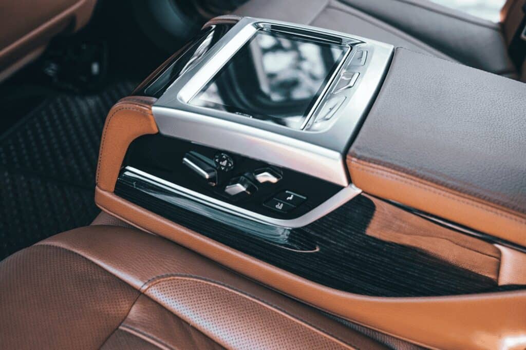 เช่ารถหรู-เข่ารถสปอร์ต-เช่าซุปเปอร์คาร์-เช่ารถBMW-7-series (7)