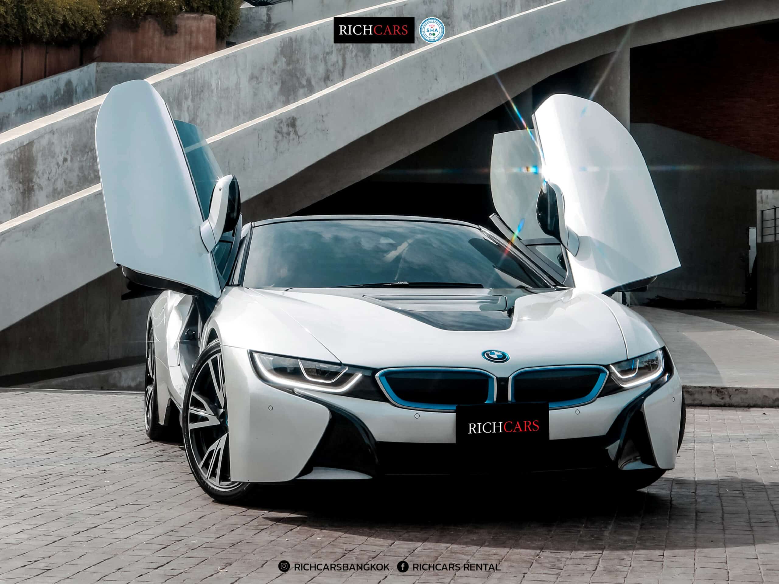 BMW i8 Roadster ตัวจริงของคนรักความเร็ว และขุมพลังใหม่ที่แรงยิ่งกว่า BMW i8 Roadster ตัวจริงของคนรักความเร็ว และขุมพลังใหม่ที่แรงยิ่งกว่า
