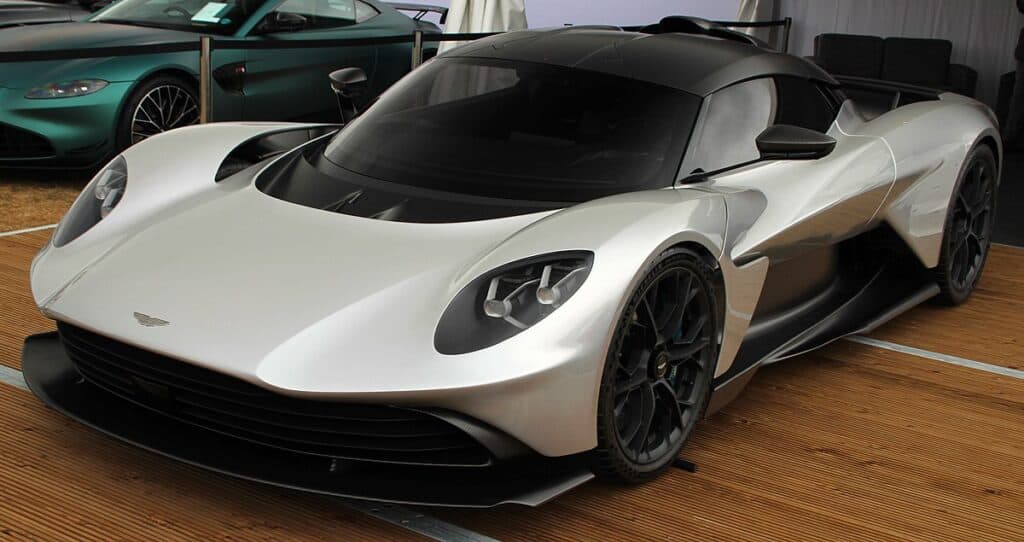 รถหรู Aston Martin Valhalla