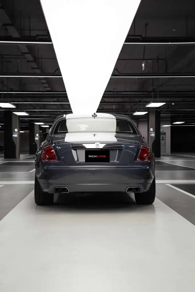 richcars-car-rental-rolls-royce-ghost-6